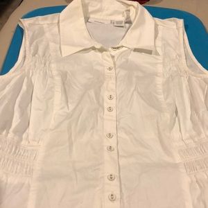 Sleeveless button down pinched shirt